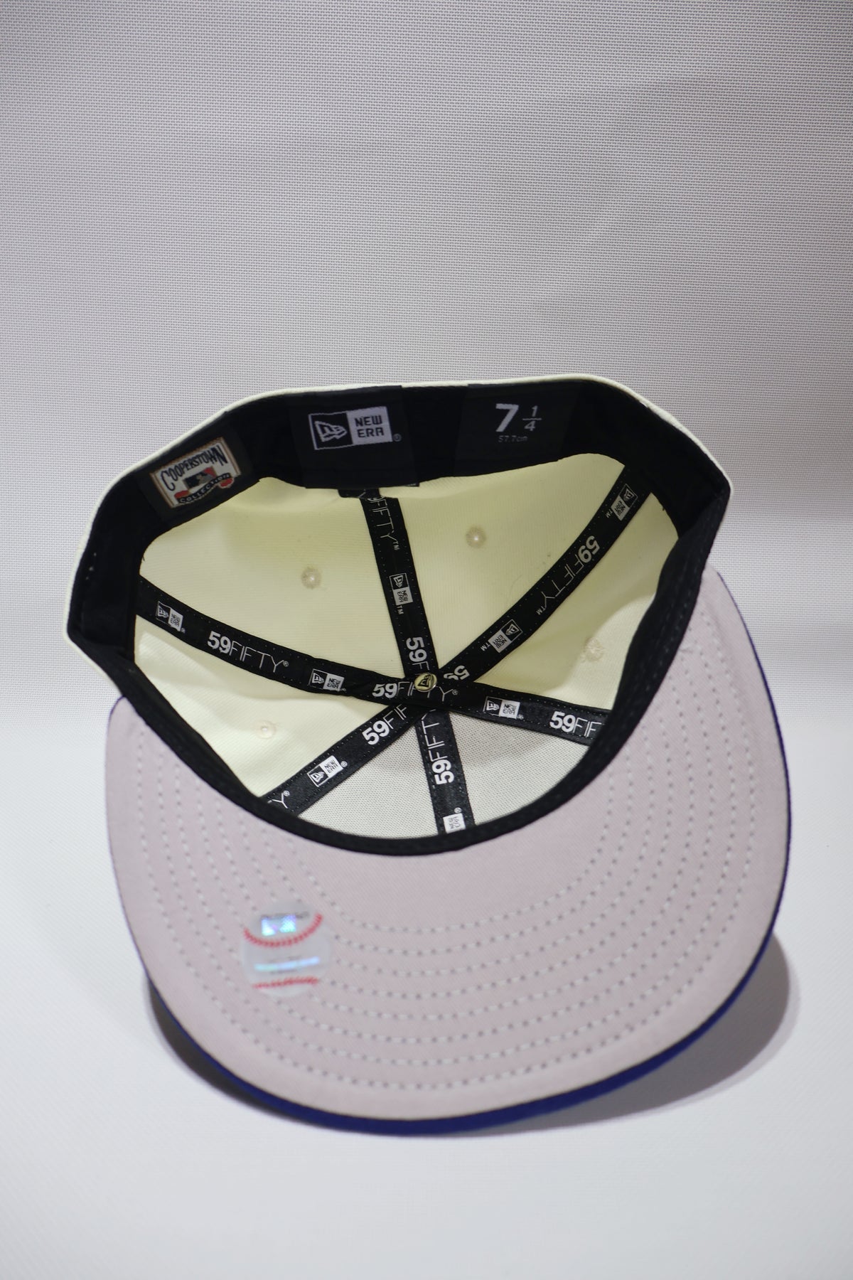 LA TWO TONE BLUE FITTED HAT