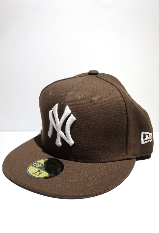 NY PLAIN BROWN FITTED HAT