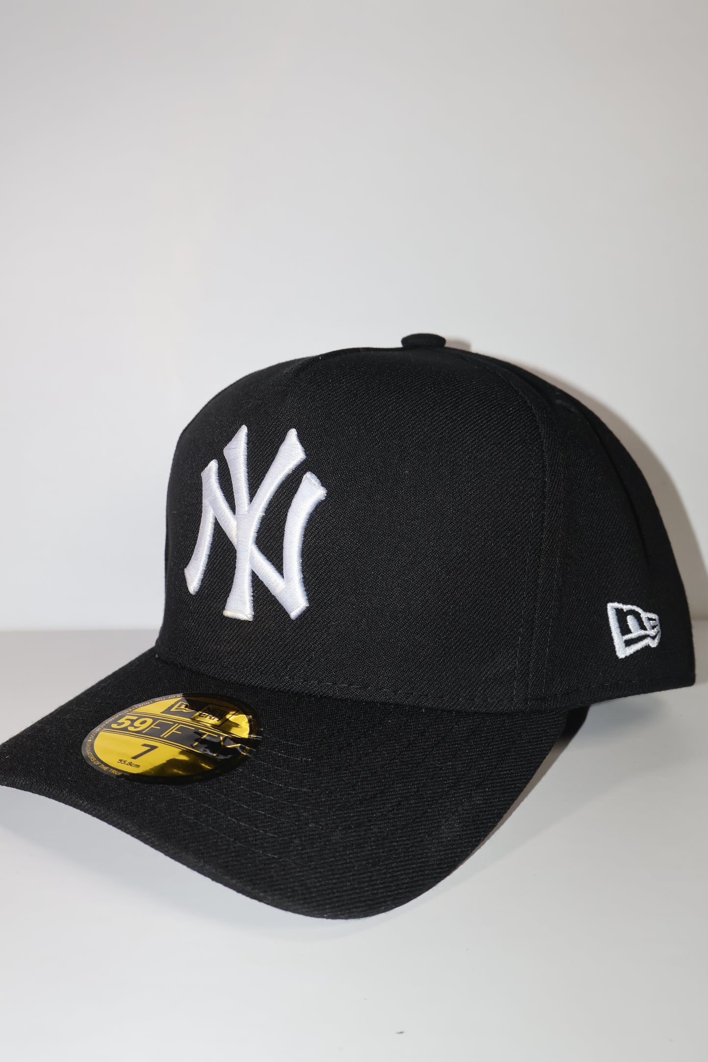 NY AFRAME FITTED HAT
