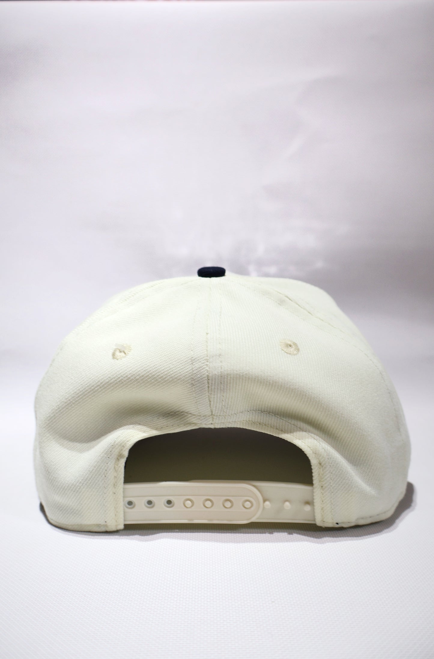 LA TWO TONE CREAM AND NAVY A FRAME