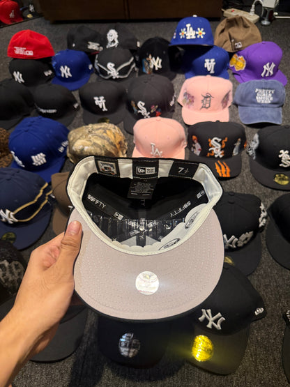 FOG BLACK FITTED HAT