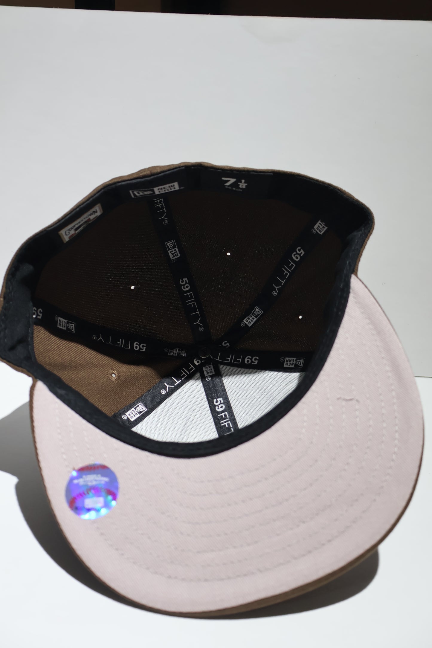 NY PLAIN BROWN FITTED HAT