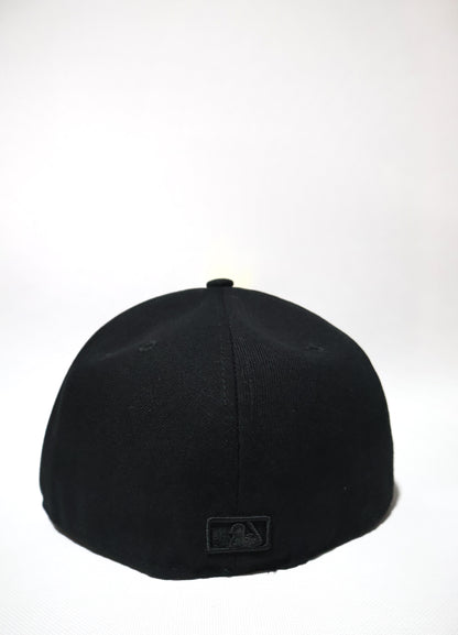NY TRIPLE BLACK FITTED