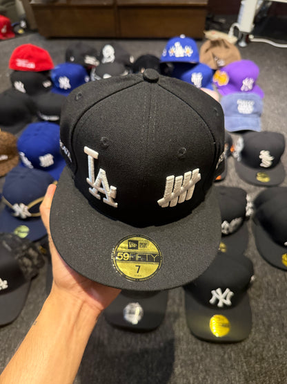LA UNDEFEATED FITTED 7