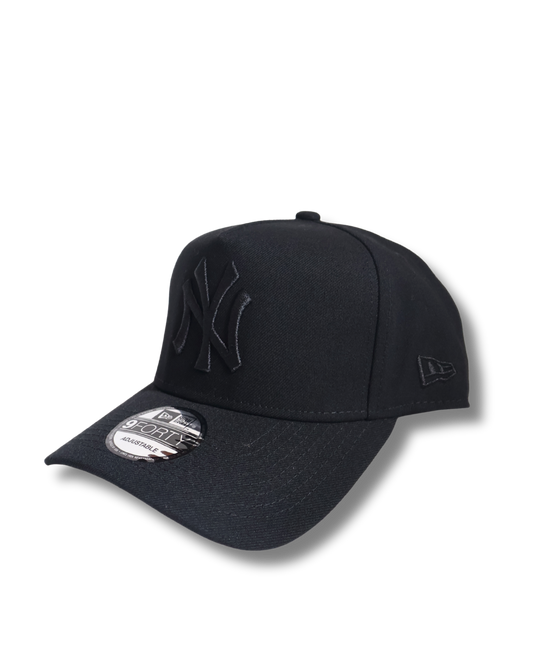 NY TRIPLE BLACK 9FORTY A FRAME