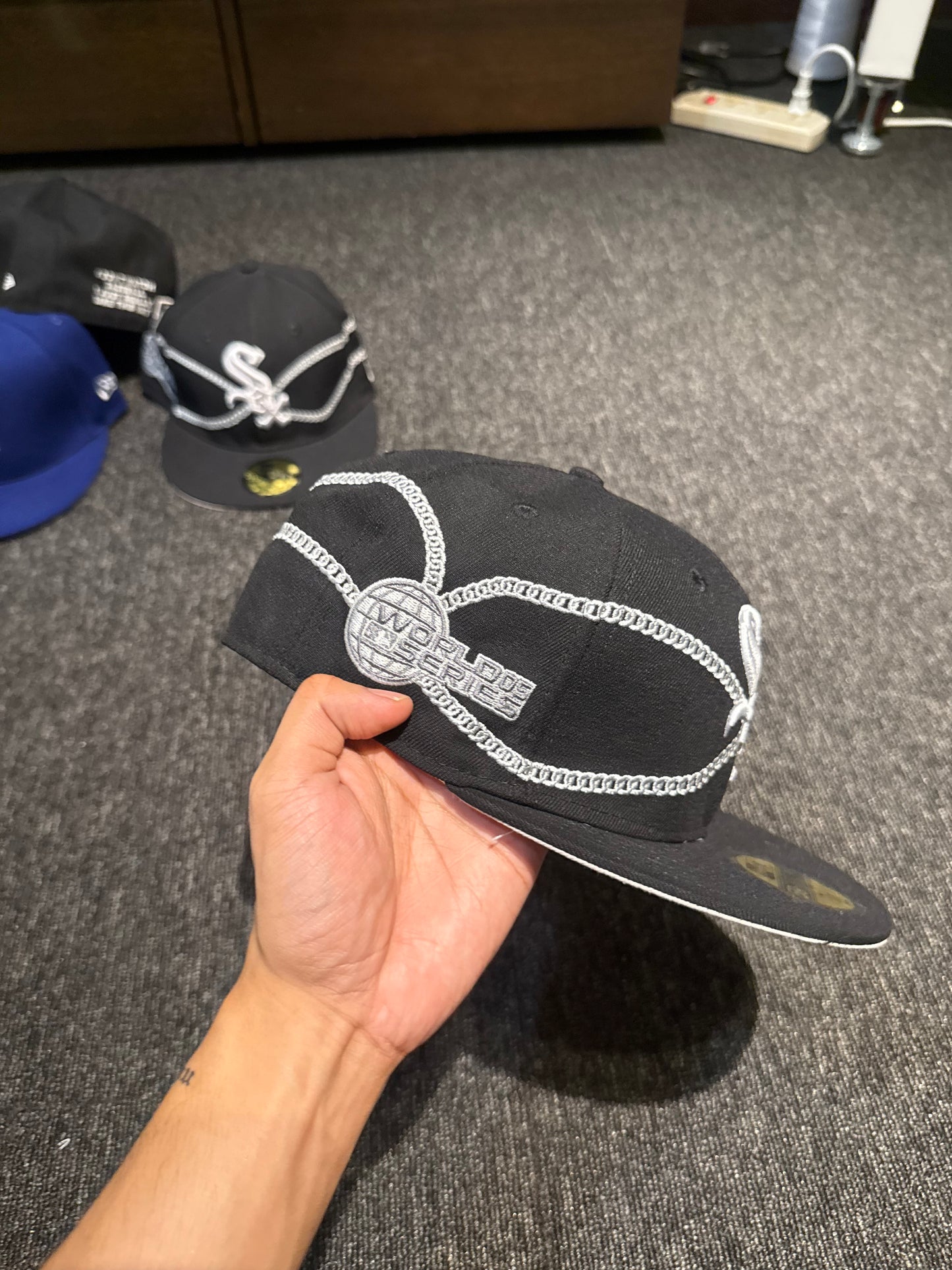 SOX CHAIN SILVER FITTED HAT