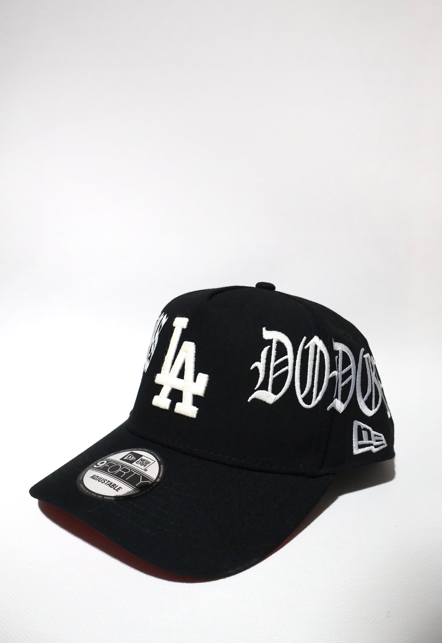 LA GOTHIC A FRAME HAT