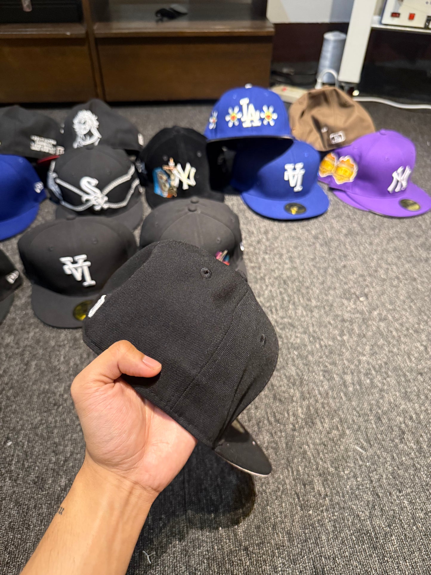 SOX KANYE FITTED HAT