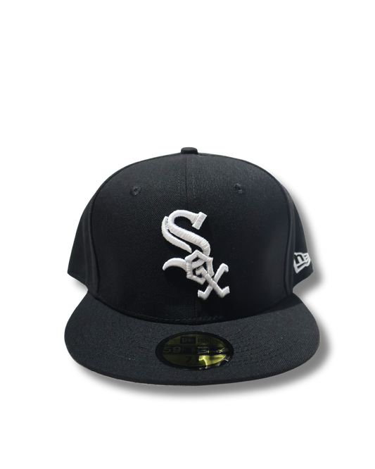 SOX PLAIN BLACK FITTED HAT