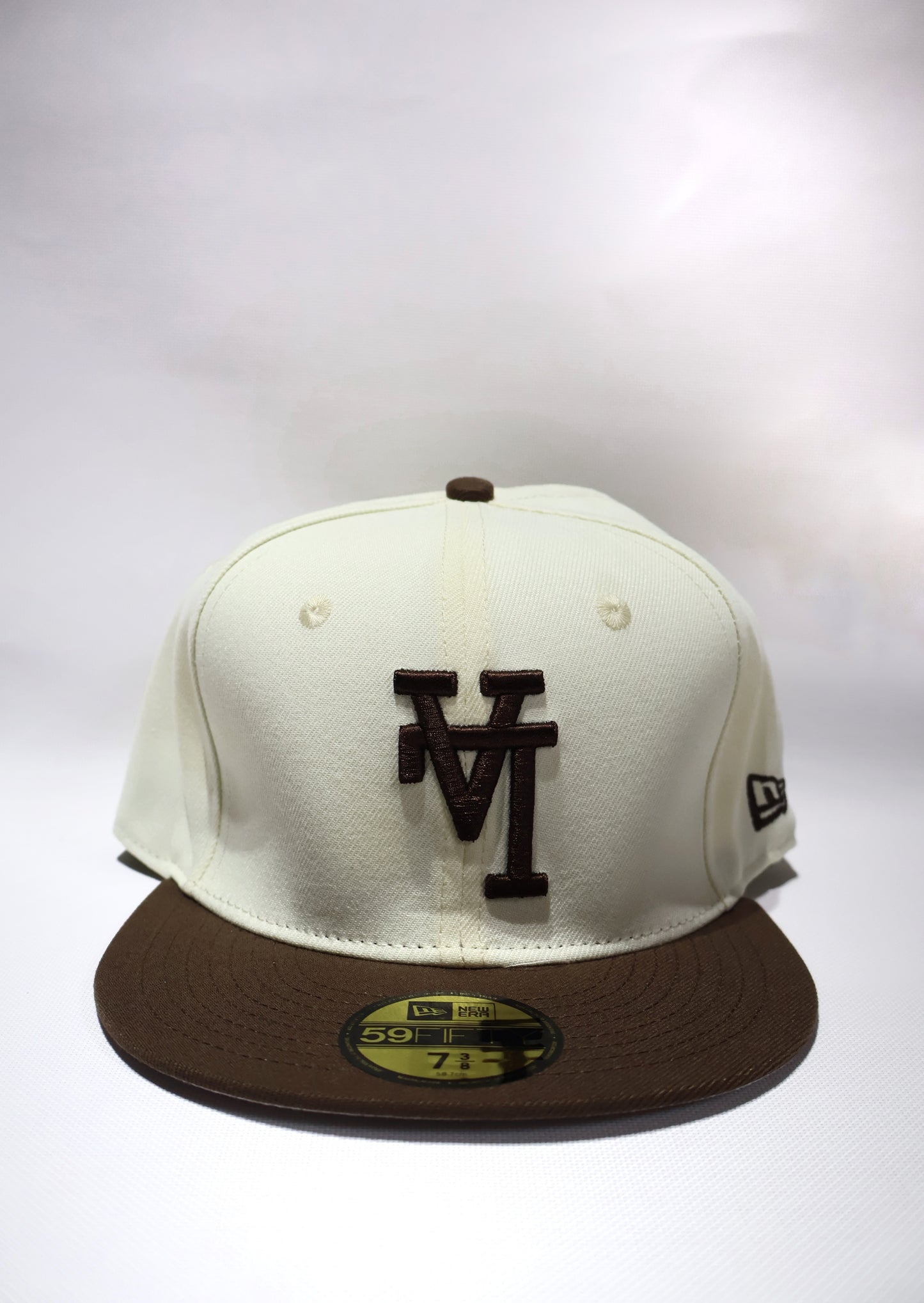 LA TWO TONE BROWN FITTED HAT