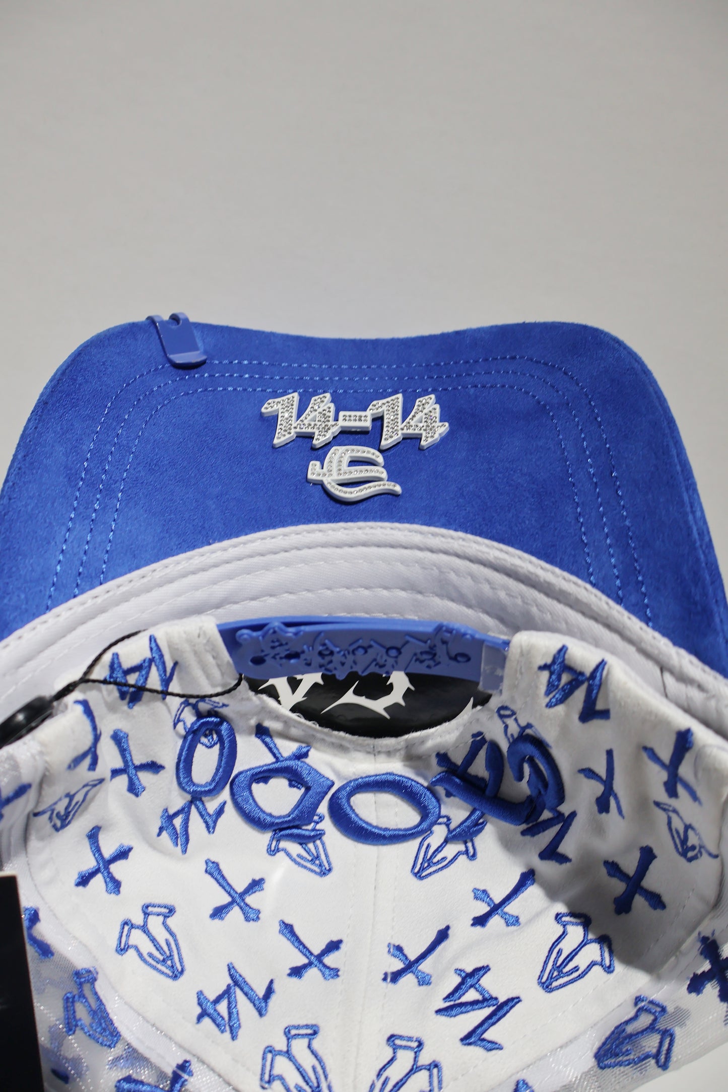 CROSS ICED OUT TWO TONE TRUCKER HAT