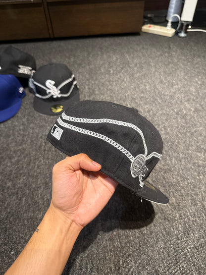 SOX CHAIN SILVER FITTED HAT