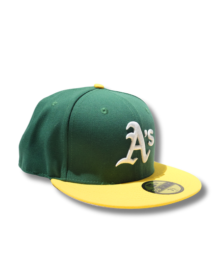 A OAKLAND TWO TONE FITTED HAT