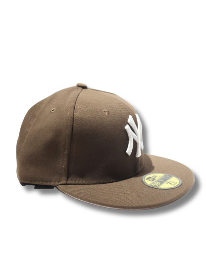 NY PLAIN BROWN FITTED HAT