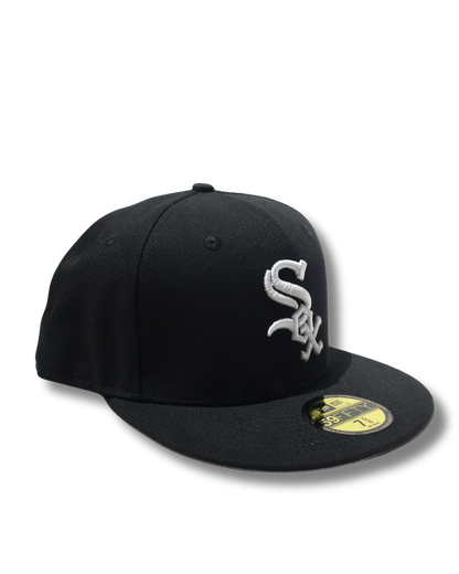 SOX PLAIN BLACK FITTED HAT
