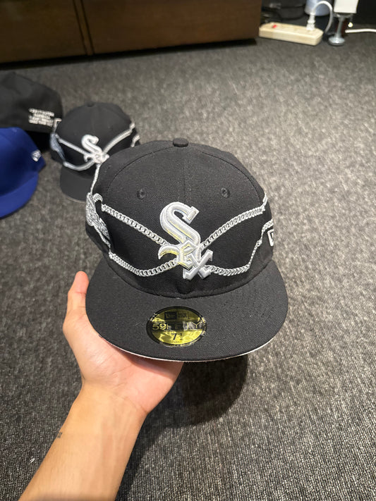 SOX CHAIN SILVER FITTED HAT