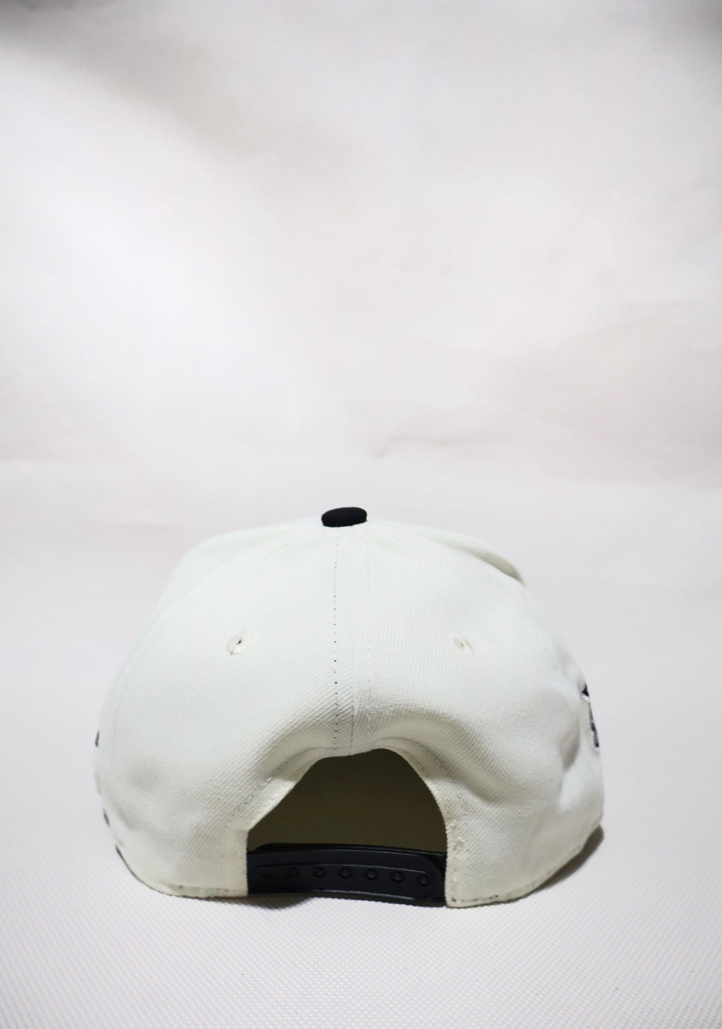 NY TWO TONE WHITE AND BLACK A-FRAME