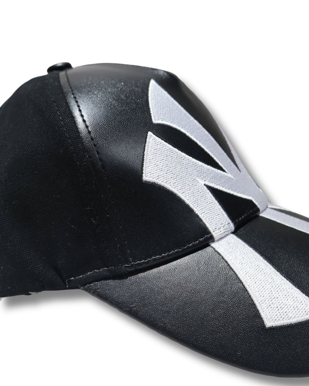 LEATHER NY BIG LOGO STRAPBACK