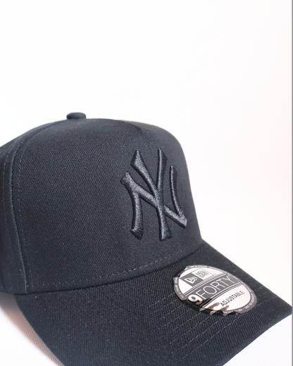 NY TRIPLE BLACK 9FORTY A FRAME