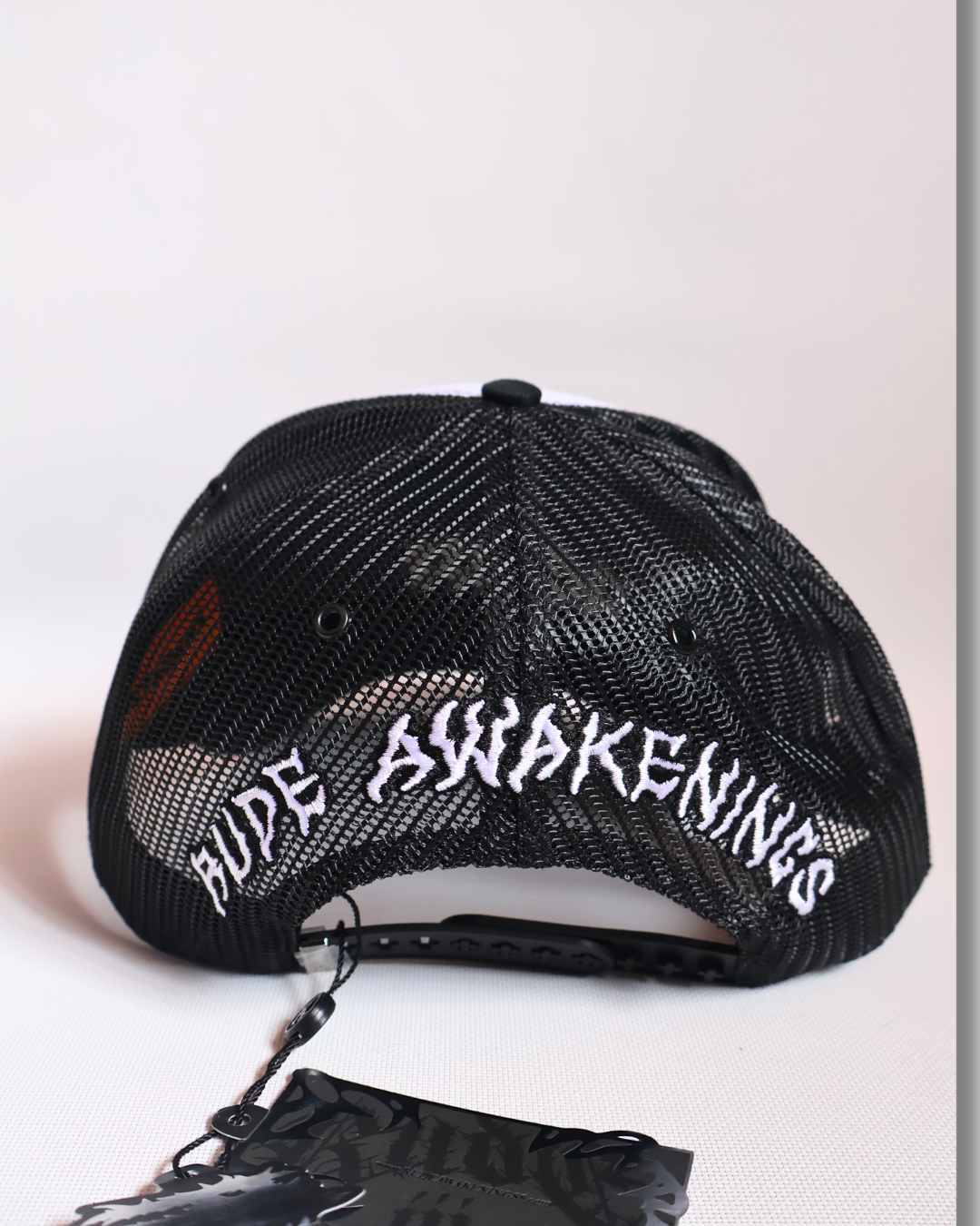 BLIND FAITH TRUCKER HAT