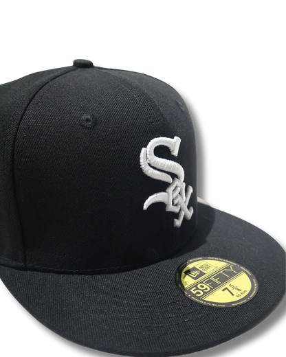 SOX PLAIN BLACK FITTED HAT