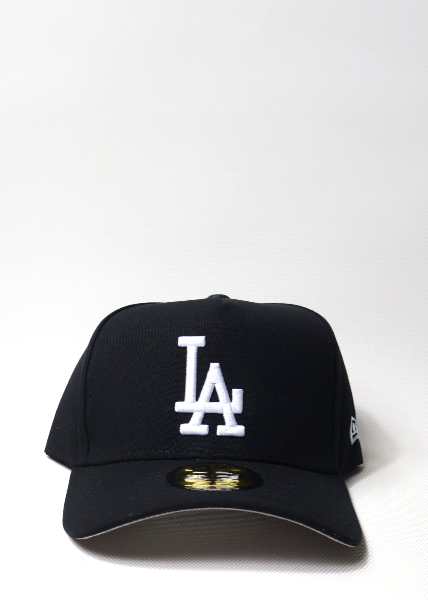 LA AFRAME FITTED HAT