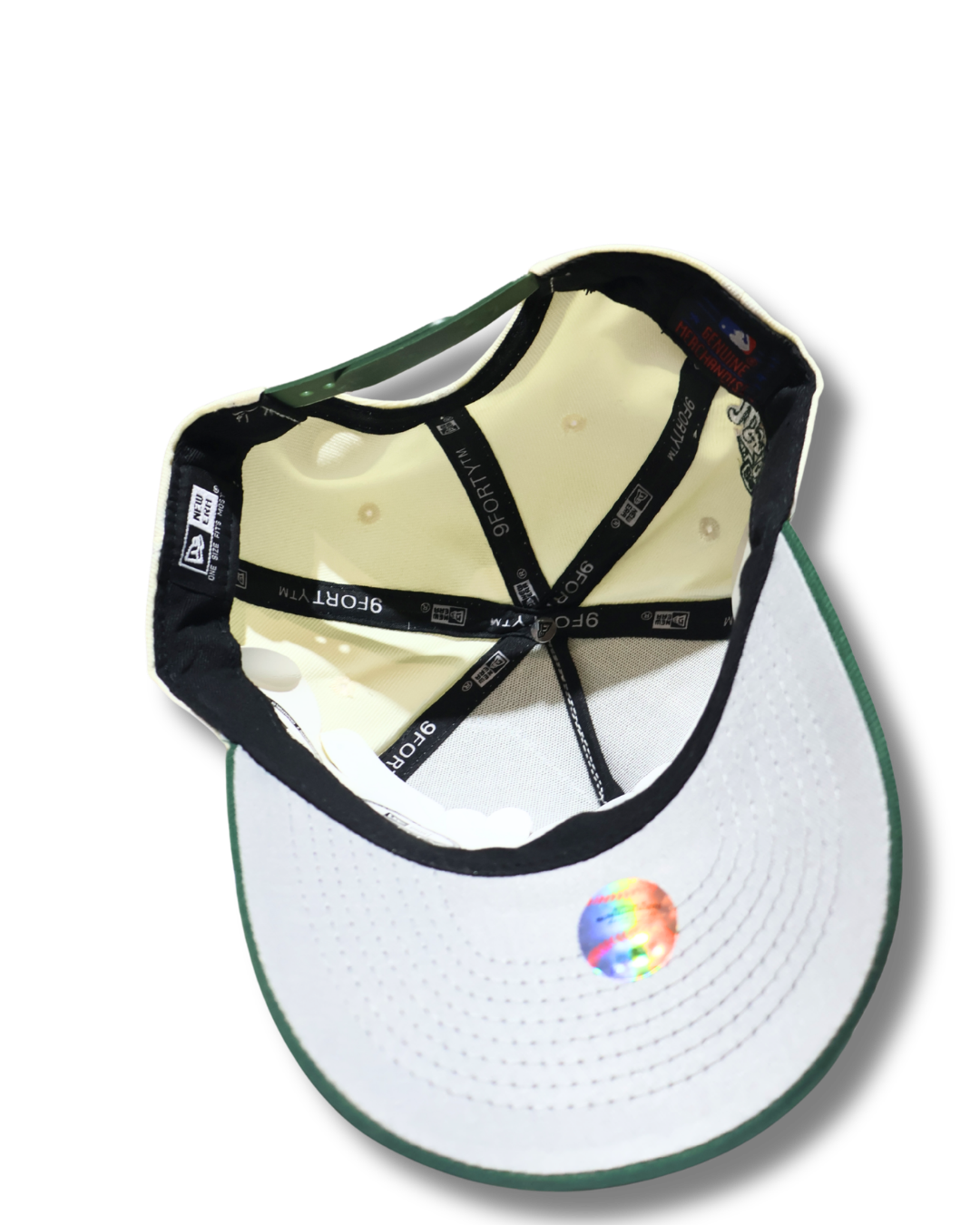 A TWO TONE W SIDEPATCH A FRAME SNAPBACK