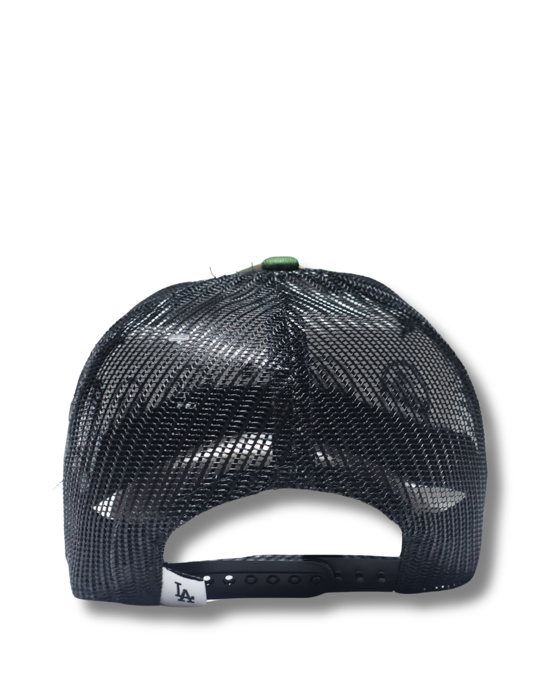LA CAMOU TRUCKER HAT
