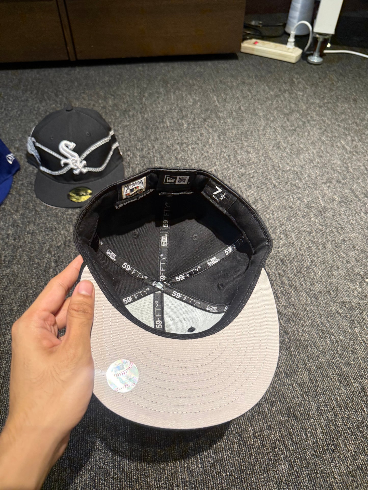 IDWB DITTED HAT