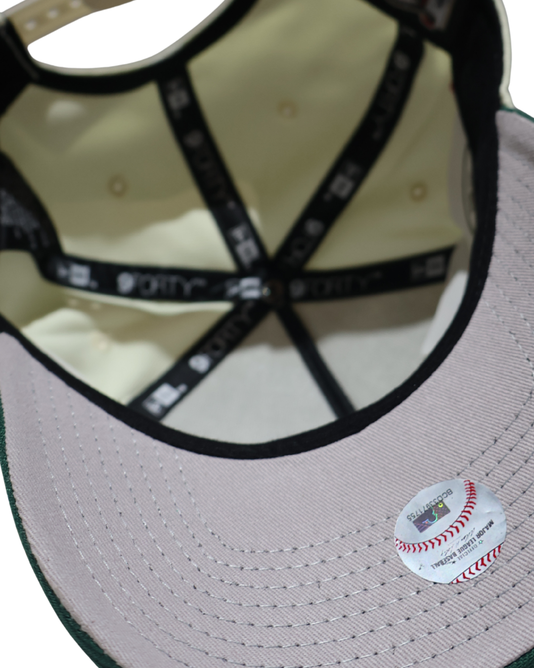LA TWO TONE GREEN A FRAME SNAPBACK