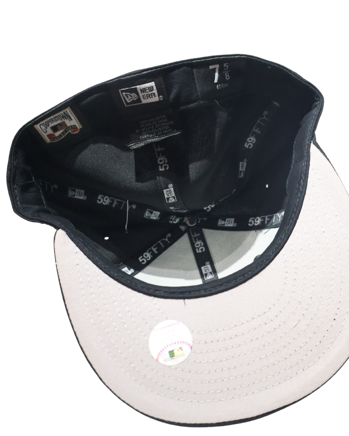 SOX PLAIN BLACK FITTED HAT