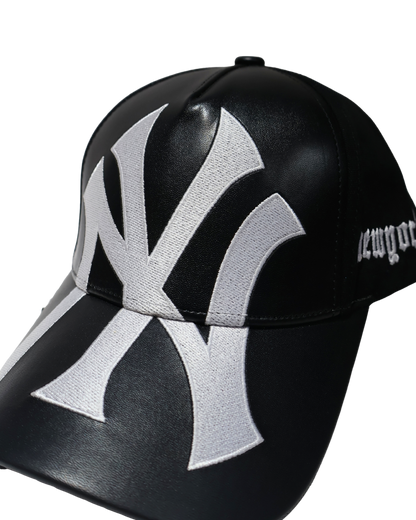 LEATHER NY BIG LOGO STRAPBACK