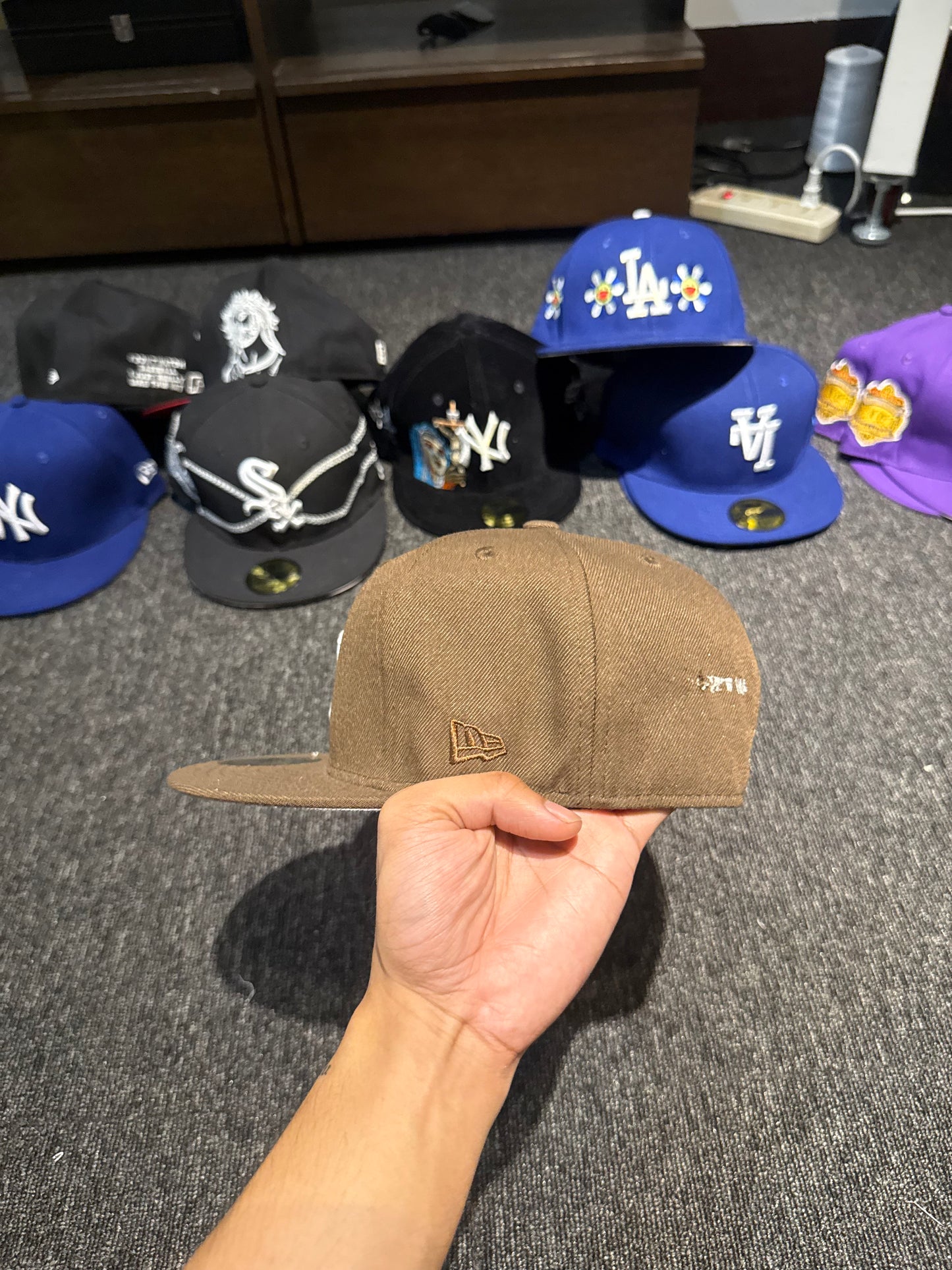 NY BROWN FITTED HAT