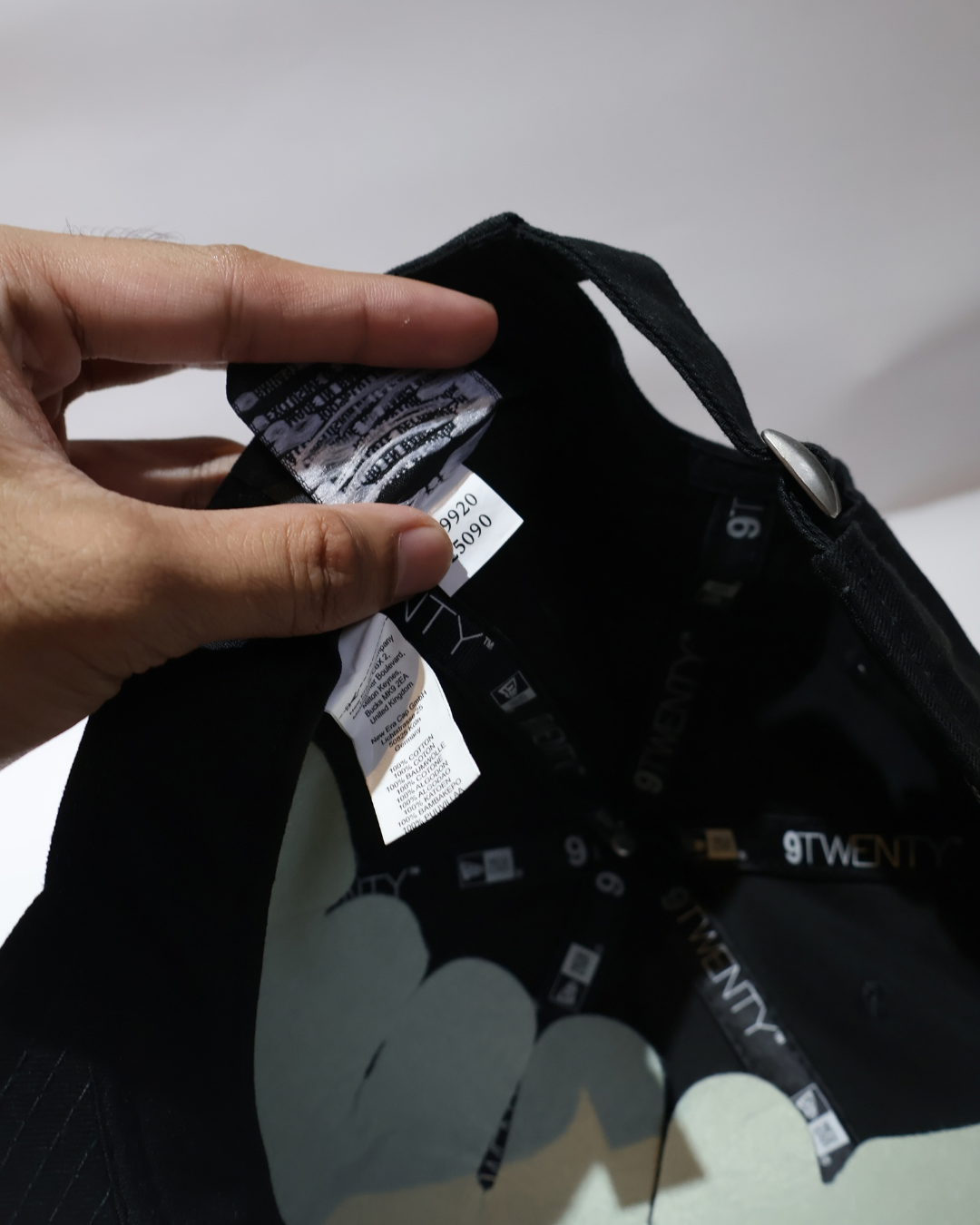 NY DADHAT 9TWENTY BLACK STRAPBACK