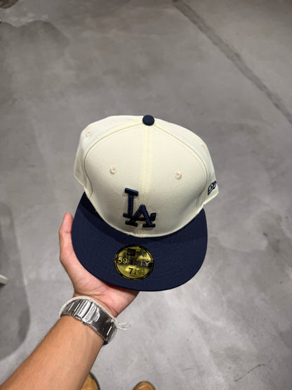 LA TWO TONE CREAM NAVY FITTED