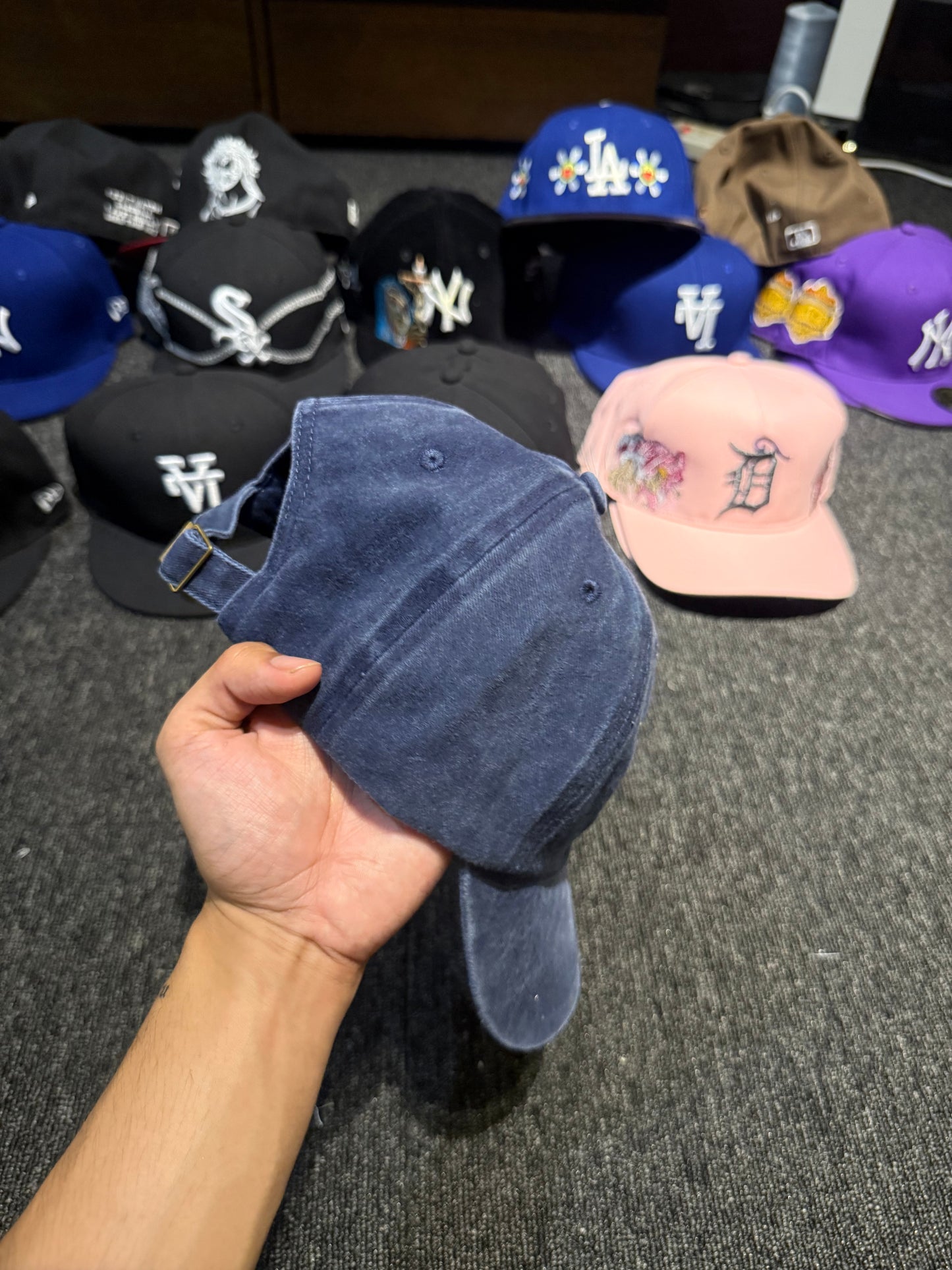 STATEMENT NAVY DADHAT