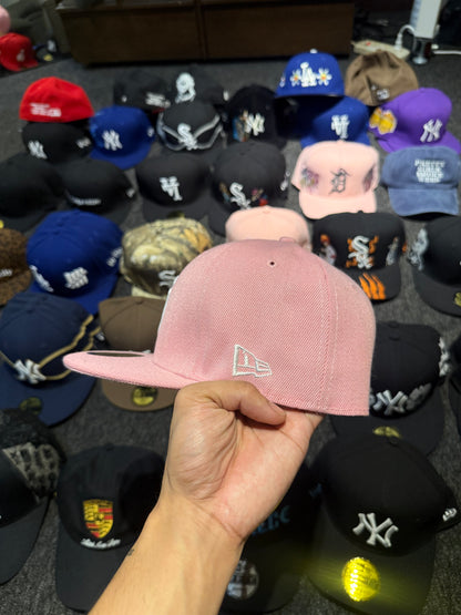 NY PINK FITTED HAT 7 1/8