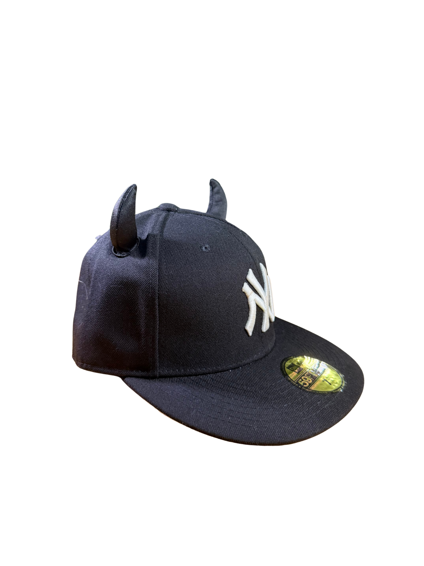 NY BLACK HORN FITTED HAT
