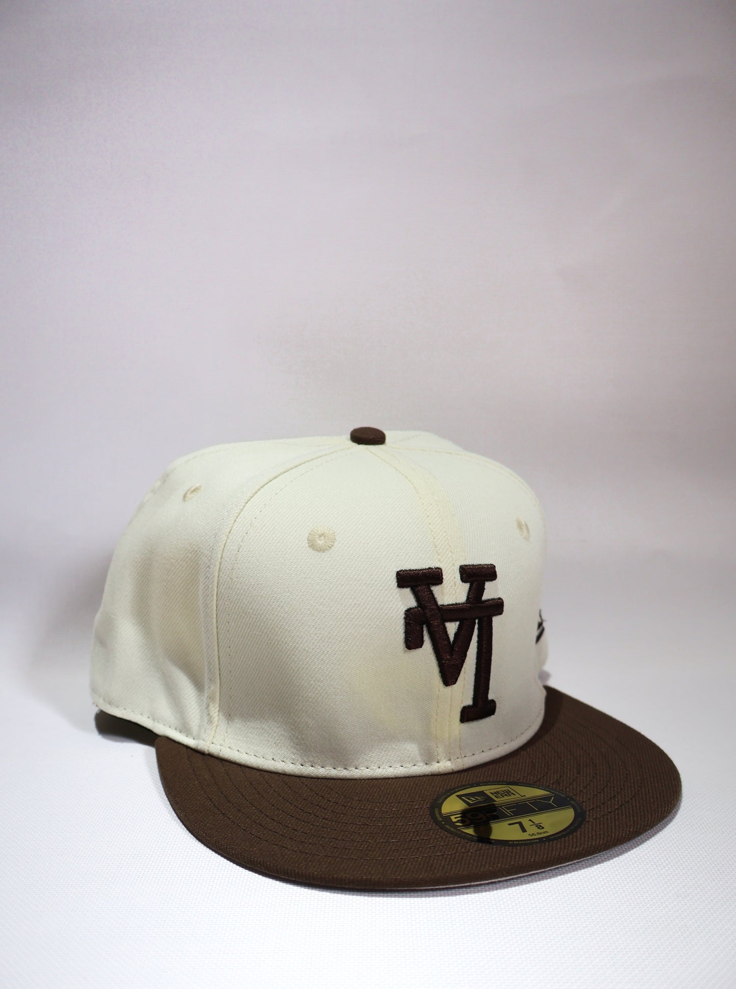 LA TWO TONE BROWN FITTED HAT