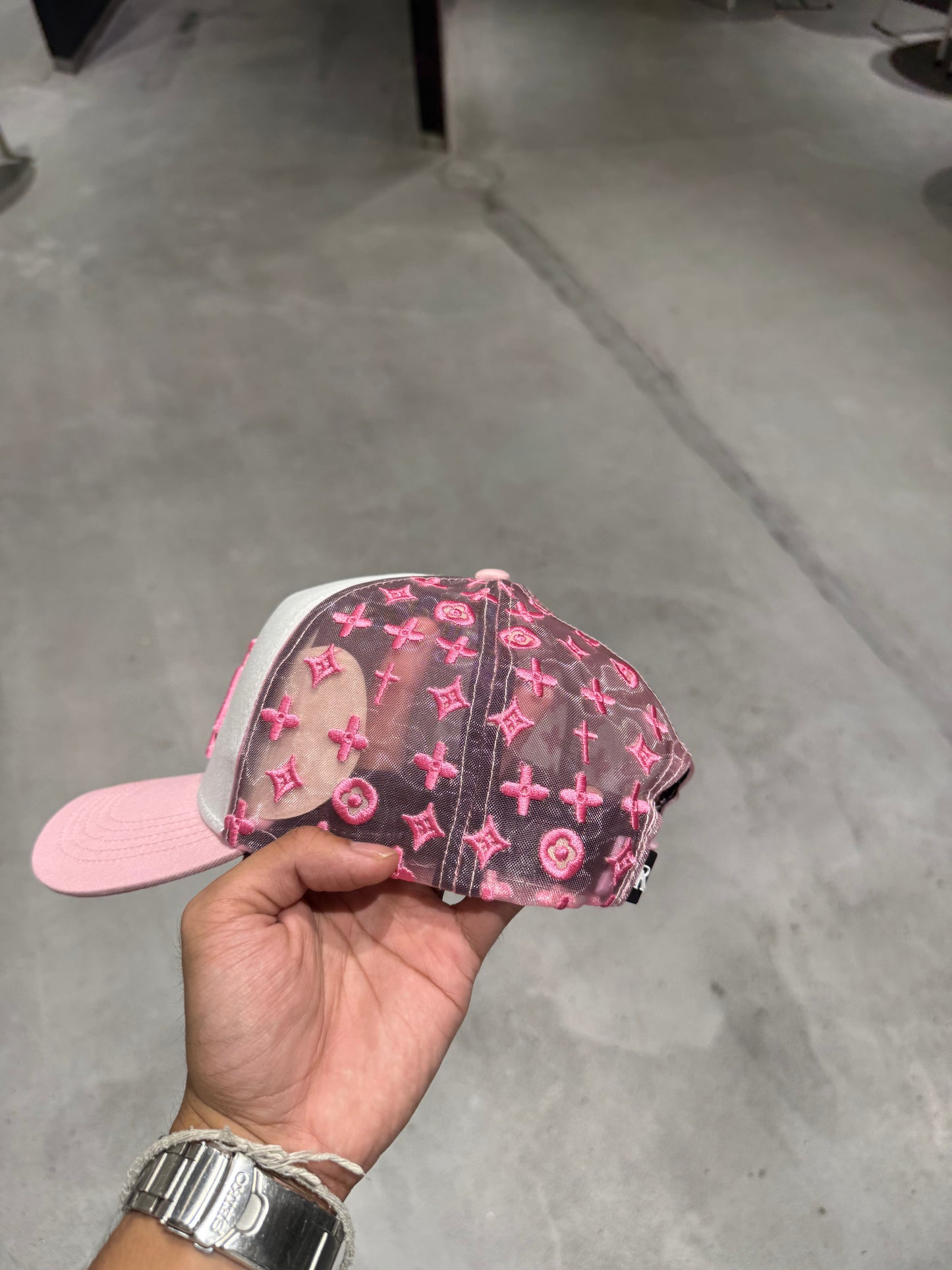 LA RUDE AWAKENINGS PINK TRUCKER