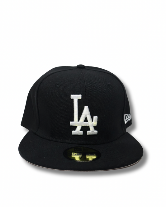LA PLAIN BLACK FITTED HAT