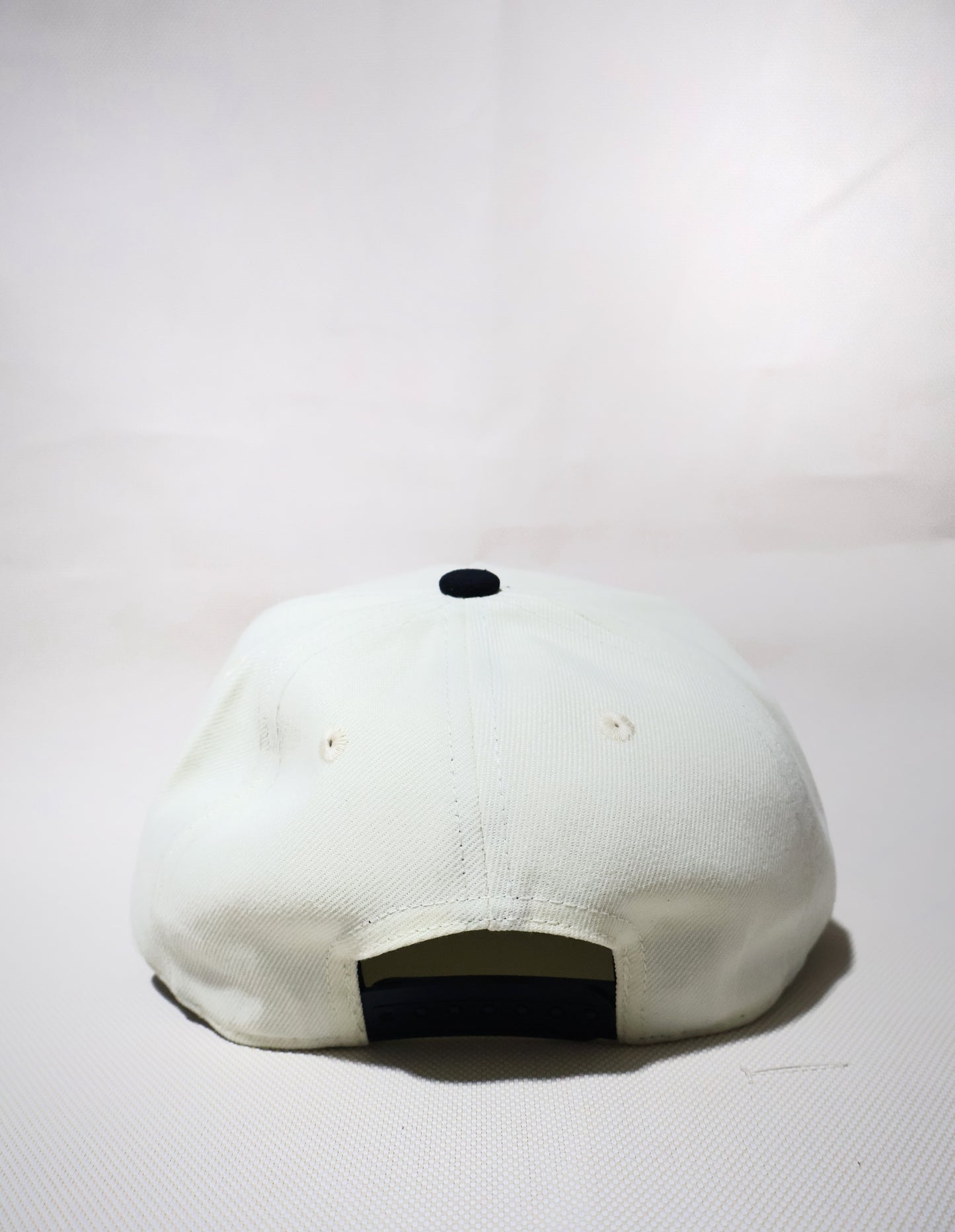 NY TWO TONE CREAM NAVY AFRAME