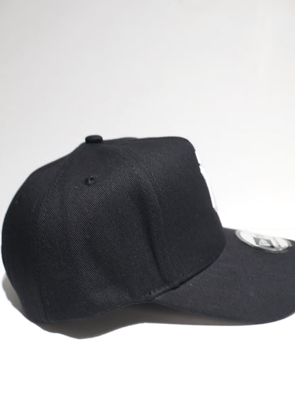 NY PLAIN BLACK A-FRAME SNAPBACK