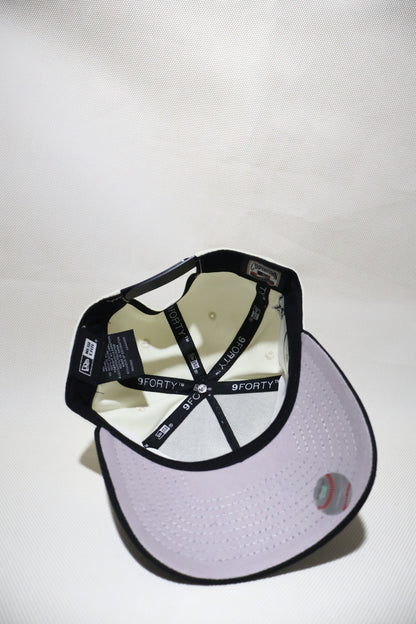 NY TWO TONE WHITE AND BLACK A-FRAME