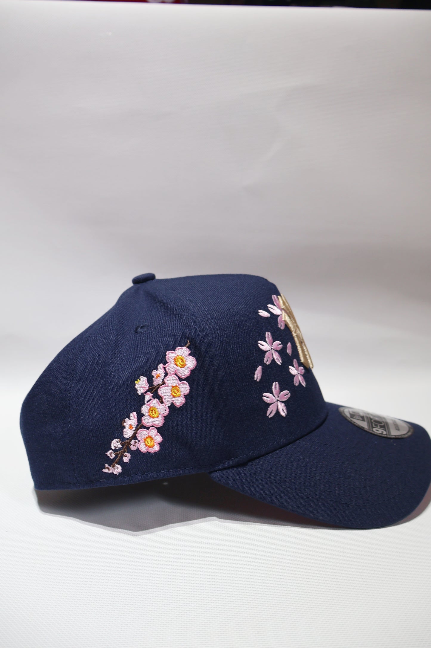 NY FLORAL NAVY A FRAME HAT