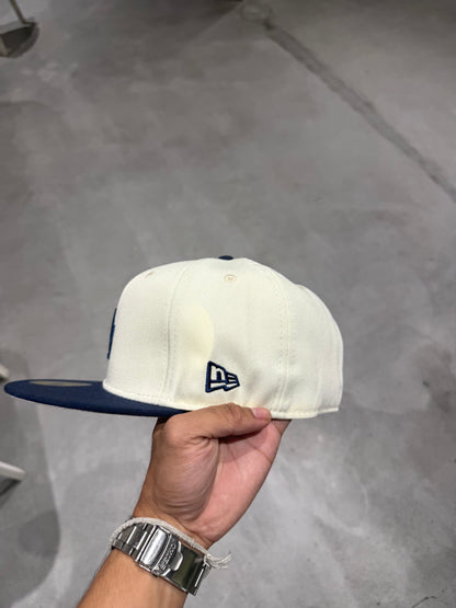 LA TWO TONE CREAM NAVY FITTED