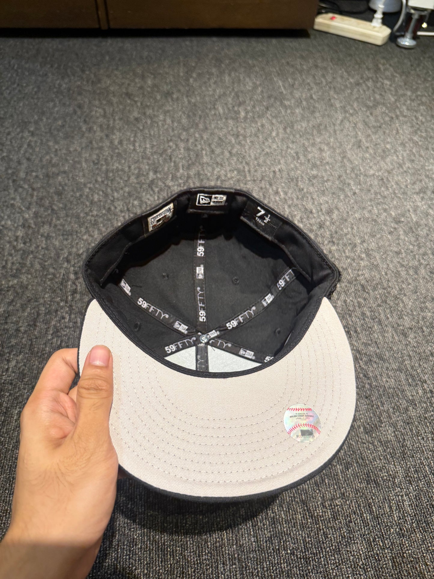 NY FLORAL BLACK FITTED HAT