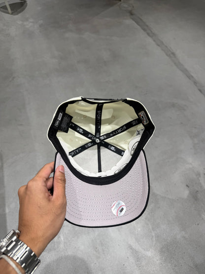 NY TWO TONE CREAM WHITE AFRAME