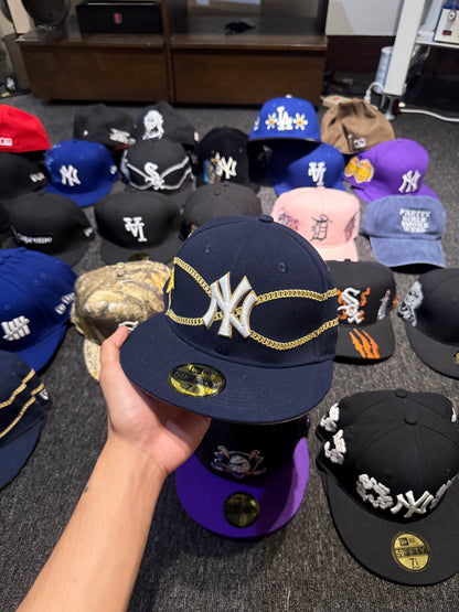 NY GOLD CHAIN FITTED HAT