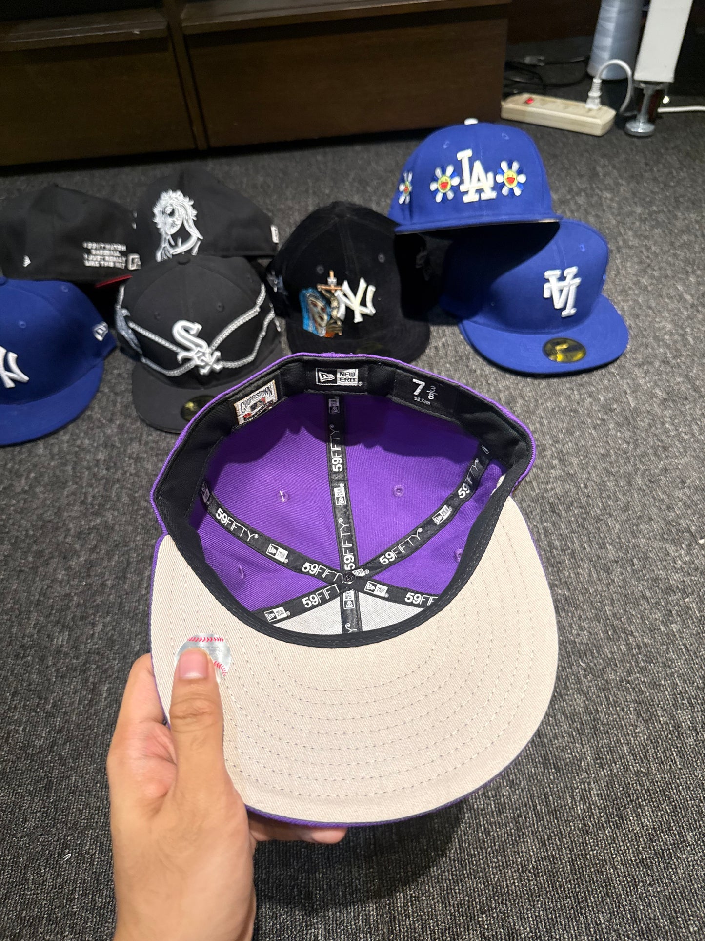 NY PURPLE FITTED HAT